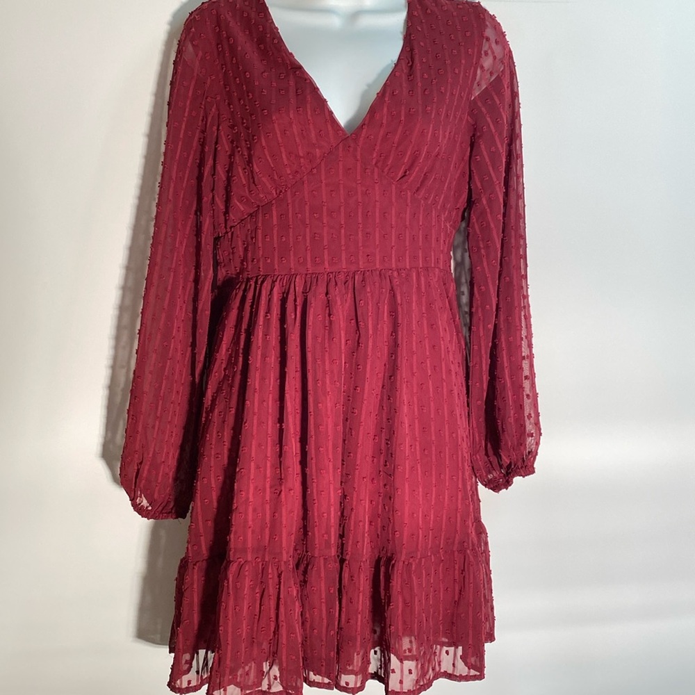 C+D+M Collection. Ladies deep v-neck dress. Size M